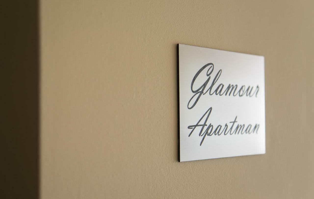 Glamour Apartman Leilighet Eger Eksteriør bilde